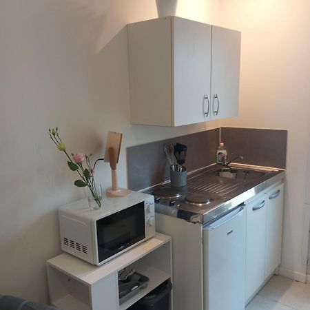 Studio De 14M2 Dans Une Maison Cagnes-sur-Mer Eksteriør bilde