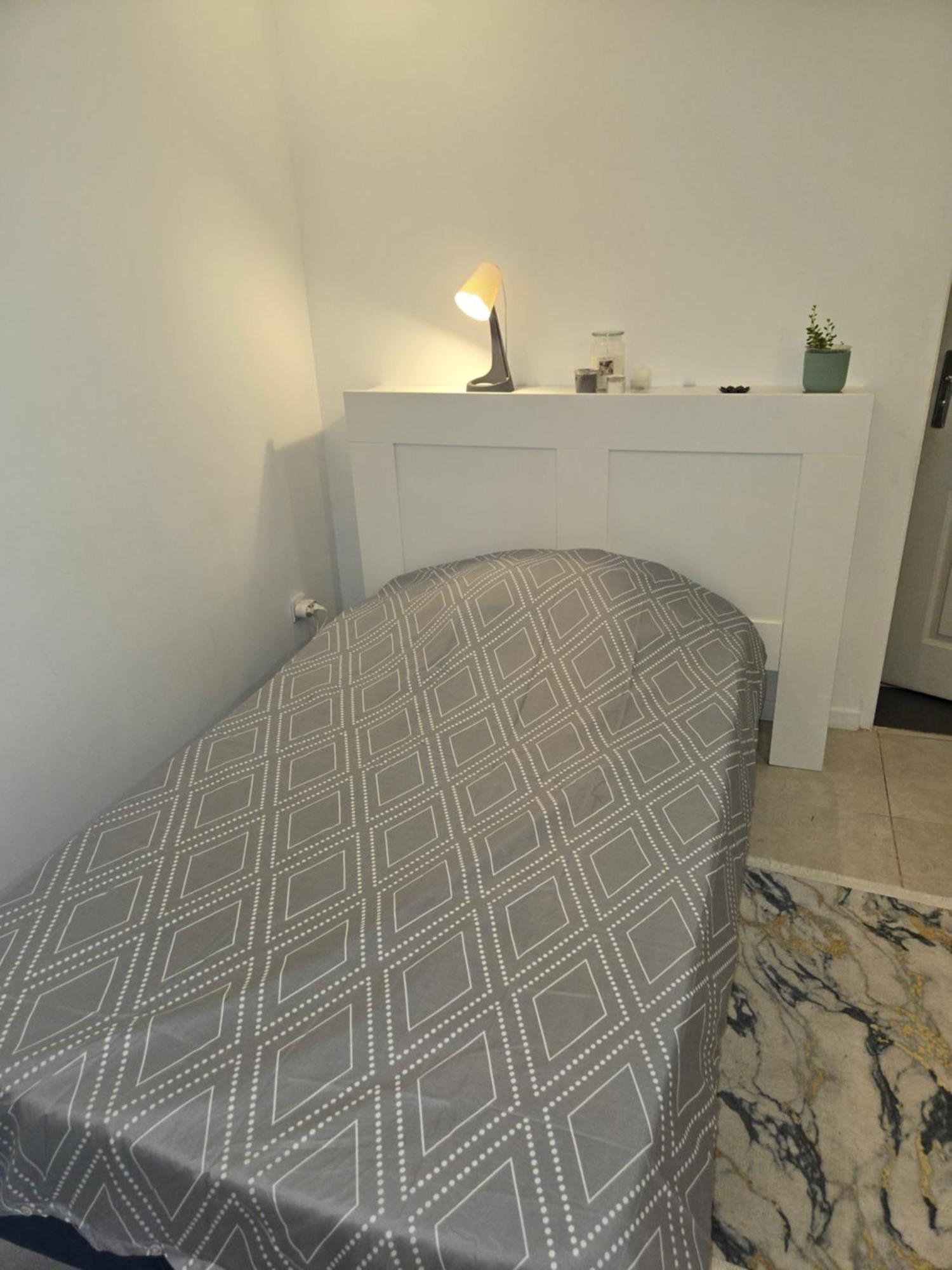 Studio De 14M2 Dans Une Maison Cagnes-sur-Mer Eksteriør bilde